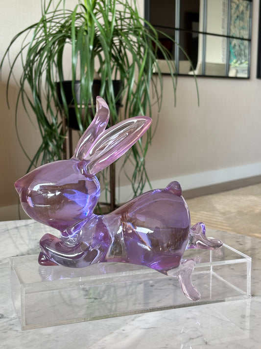 ESCULTURA LILA - RESINA traslúcida